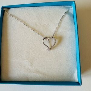 Chic Silver Heart Pendant Necklace